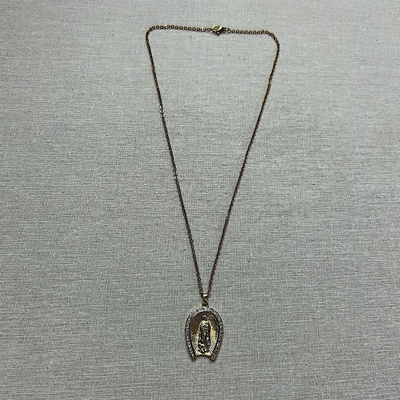 Gold Chain Virgin Mary Rhinestone Horseshoe Necklace - Picture 3 of 15